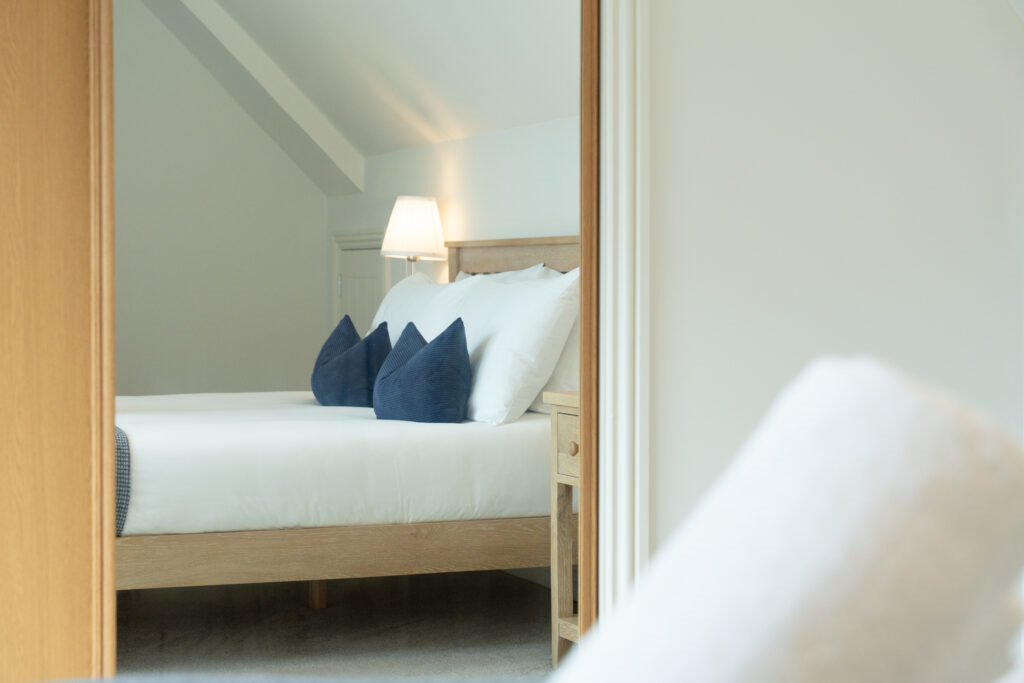 Great glen creative forest corner apartment bedroom 3