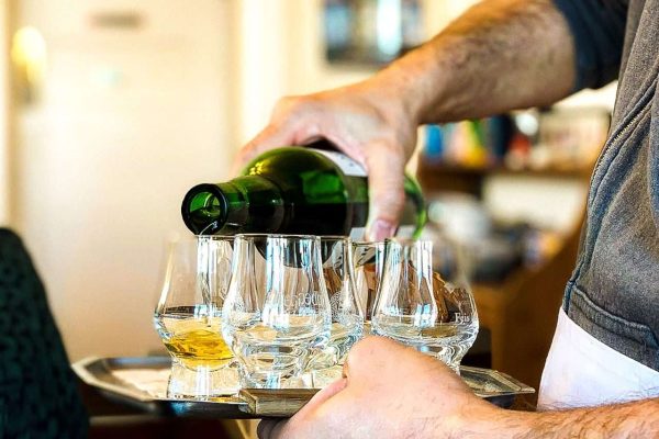 Whisky tasting at Oban Distillery from Woodlands Glencoe, Scottish Highlands