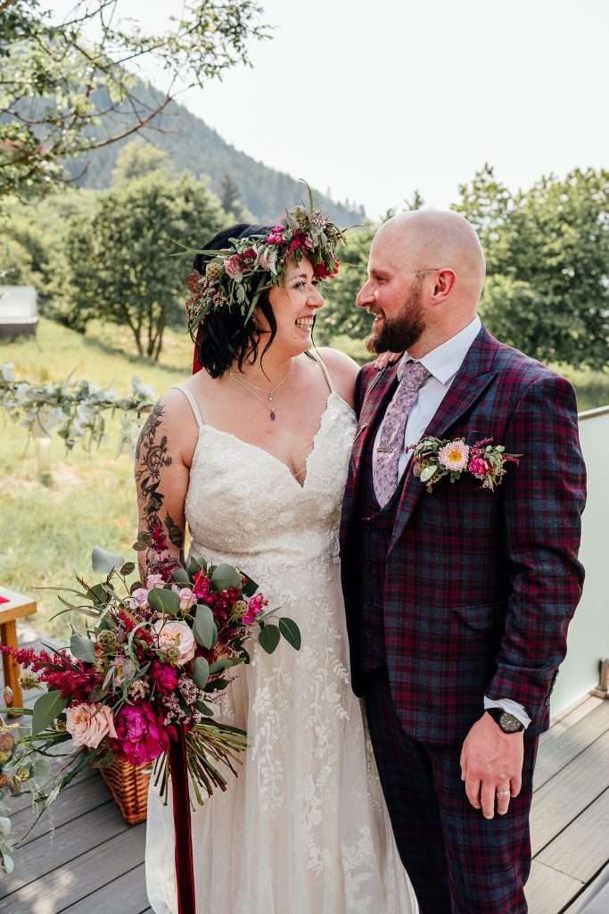 A couple leave their SeaBeds Luxury Lookout Lodge with Hot Tub at Woodlands Glencoe to elope in the glen.