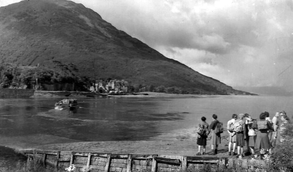 Crossing the Ballachulish narrows on the ferry in the early 20th Century.