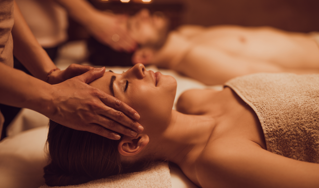 Couples massage and wellness in Glencoe.