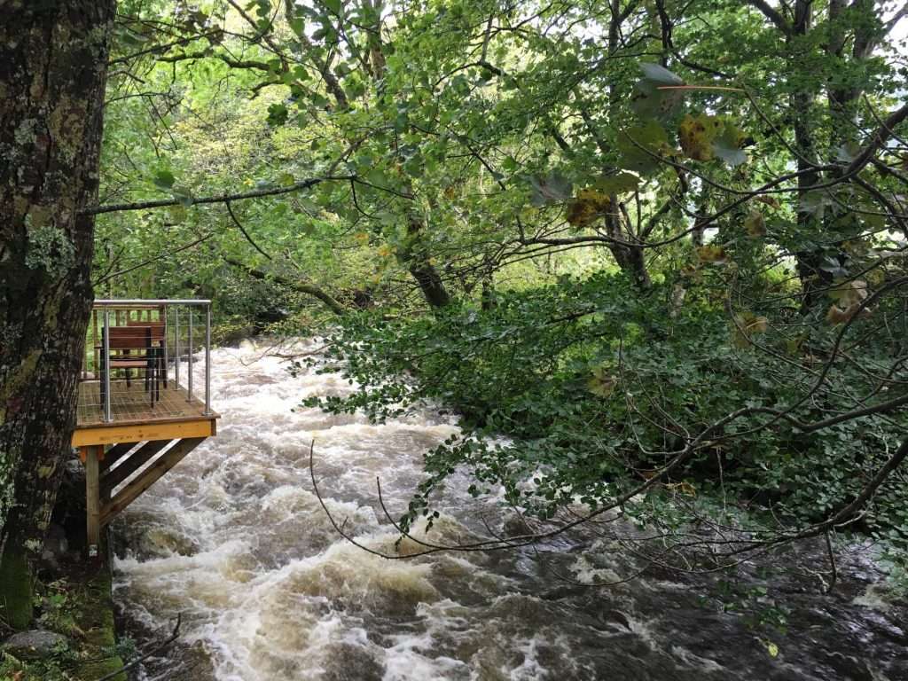 riverbeds lodges highland scotland woodlands hottub riverside luxury 2400x1600 1